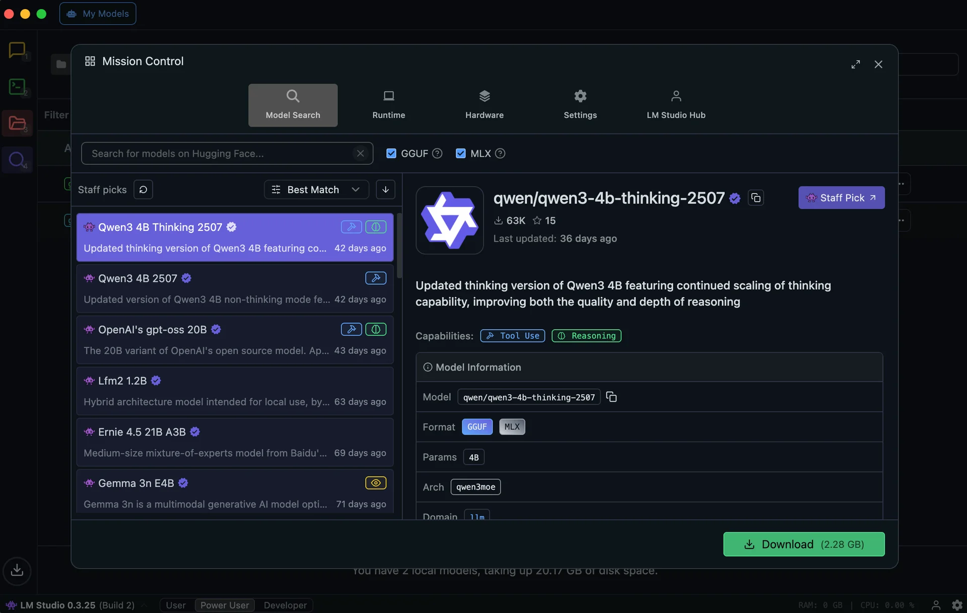 LM Studio 내 Discover 페이지