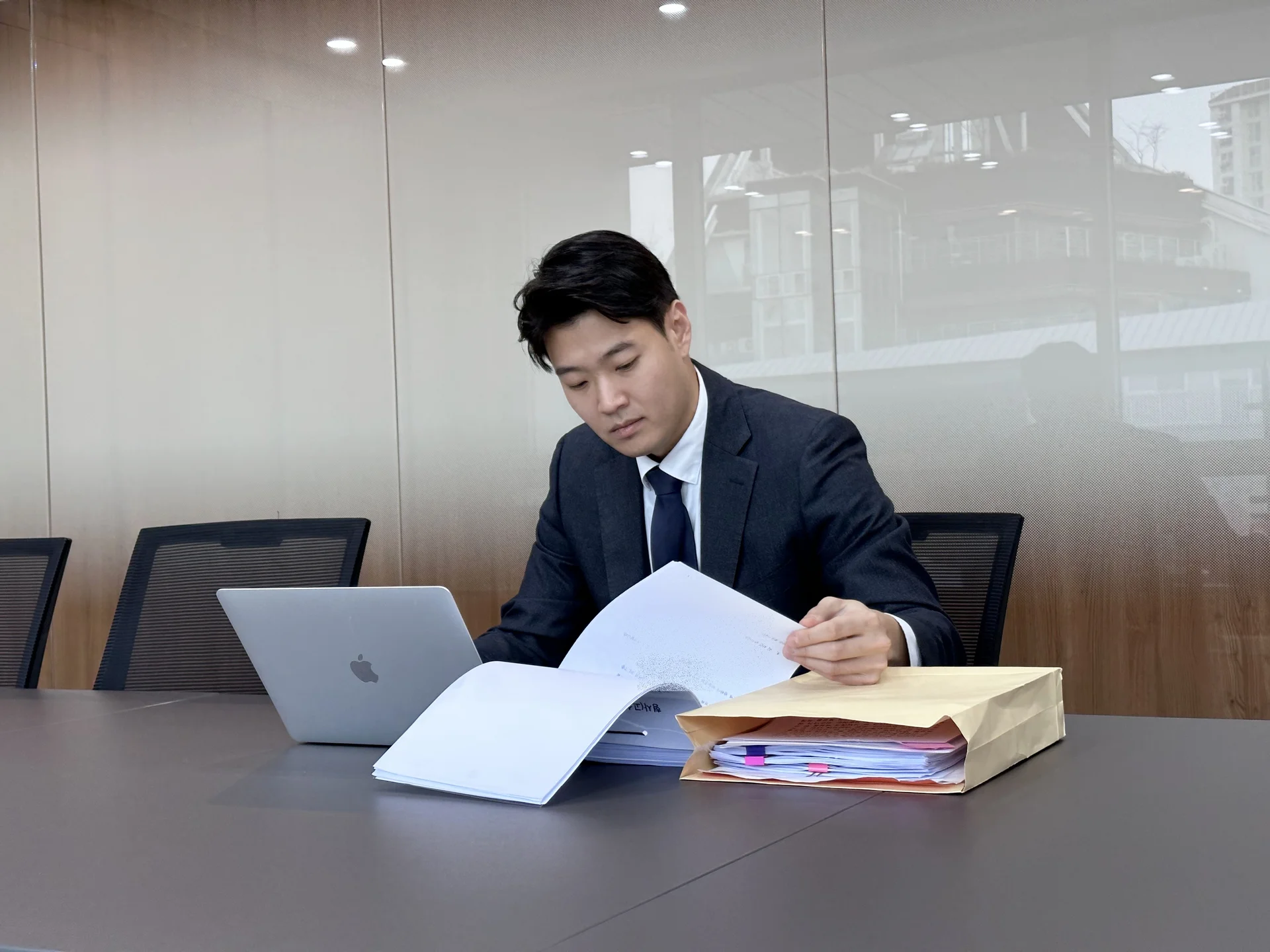 수원성폭행사건변호사,수원변호사,법무법인태하,이호석변호사,성범죄사건변호사,형사변호사,형사전문변호사