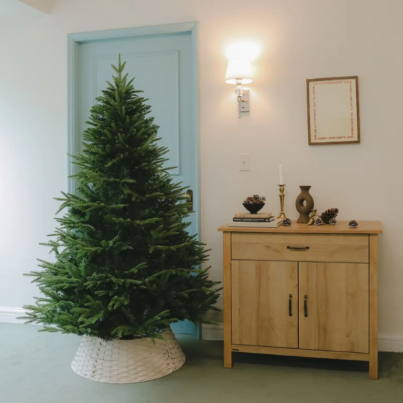 올리브 그린 크리스마스 트리