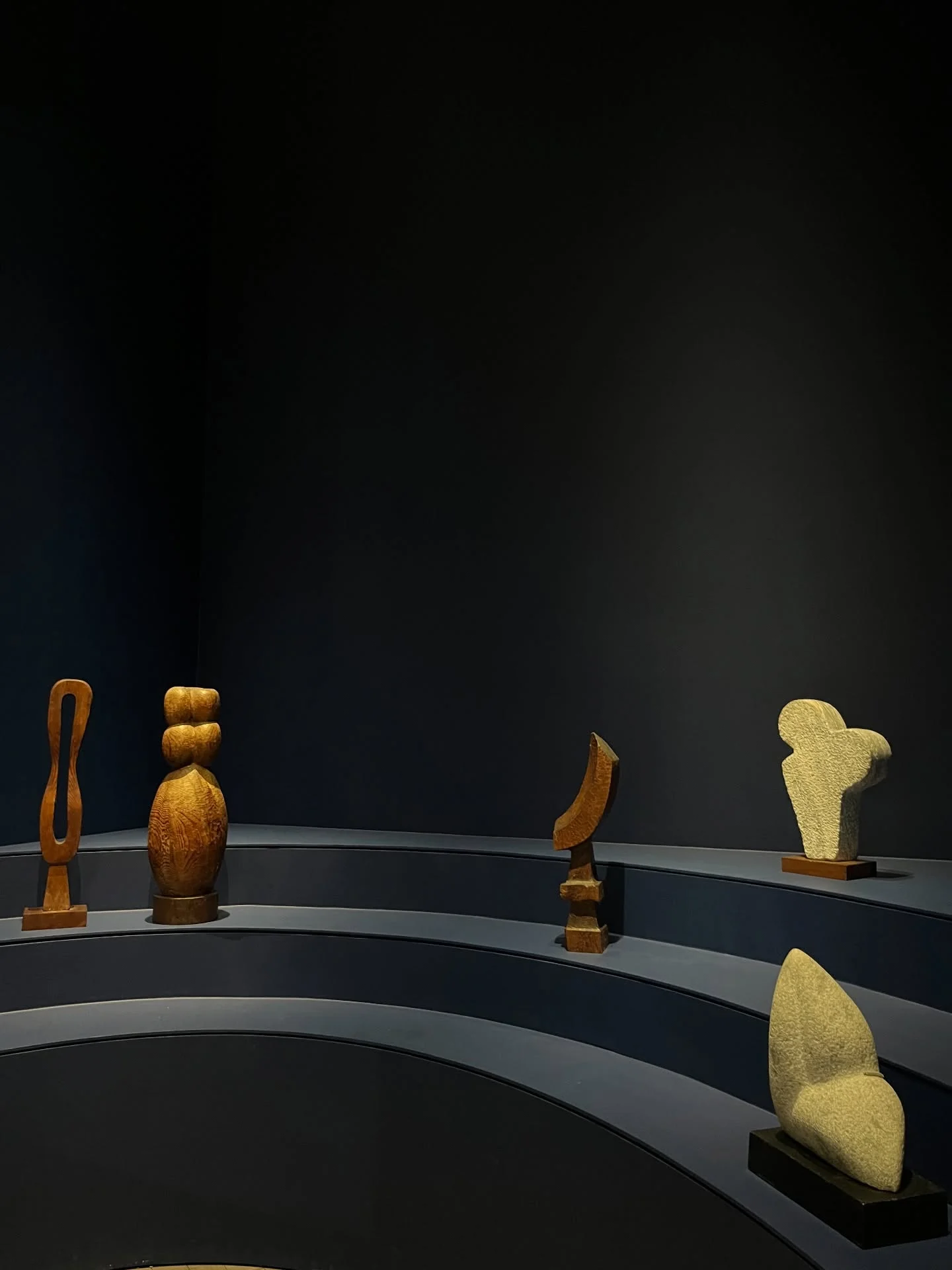 한남동 데이트 코스 실사용 루트 안내. 리움미술관부터 맥심플랜트, 현대카드 아트·뮤직 라이브러리, 쇼핑, 올댓재즈까지 동선 좋게 구성한 하루 데이트 일정.