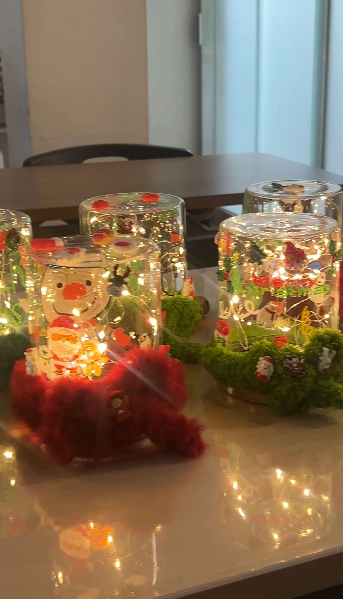 완성된 크리스마스 유리돔 무드등