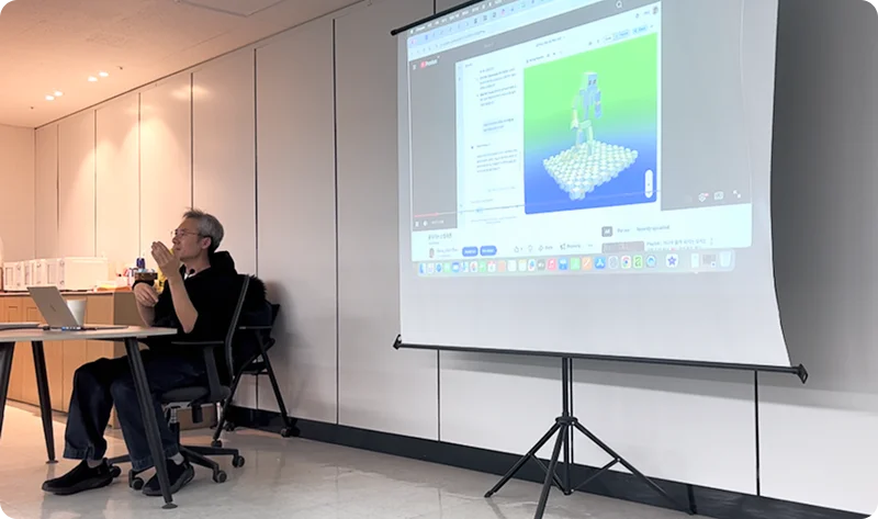 미디어 아티스트이자 AI 인플루언서로 활동 중인 최승준 님