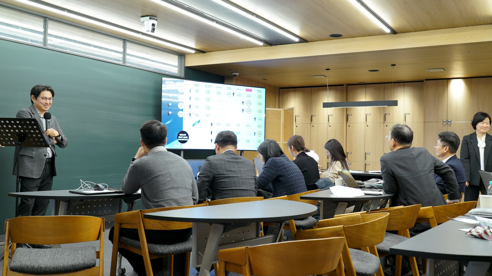 TAG Red 토론 현장 사진