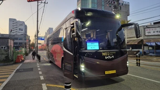 평택산단에서 운행하는 무료 통근버스./사진제공=평택시, 출처=머니투데이