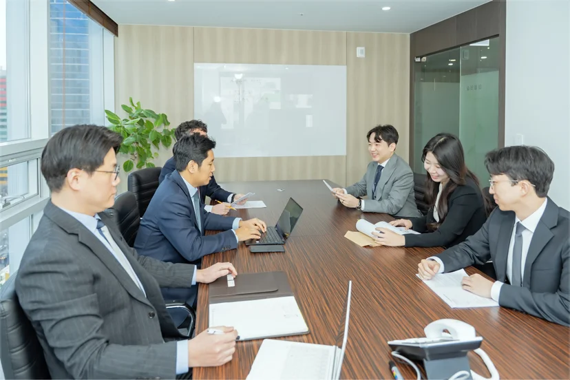공무집행방해,공무집행방해벌금,공무집행방해죄,공무집행방해죄처벌,형사전문변호사,형사변호사,이경복변호사