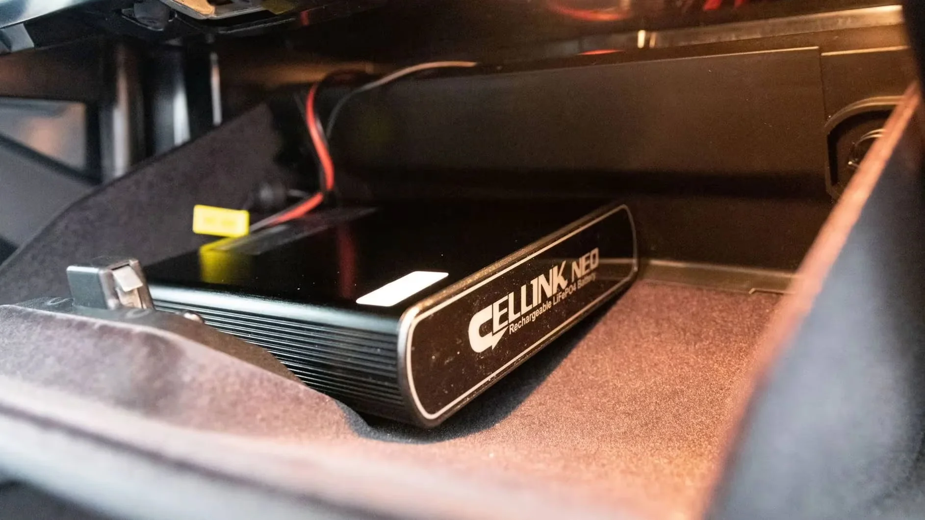 차량용 보조배터리