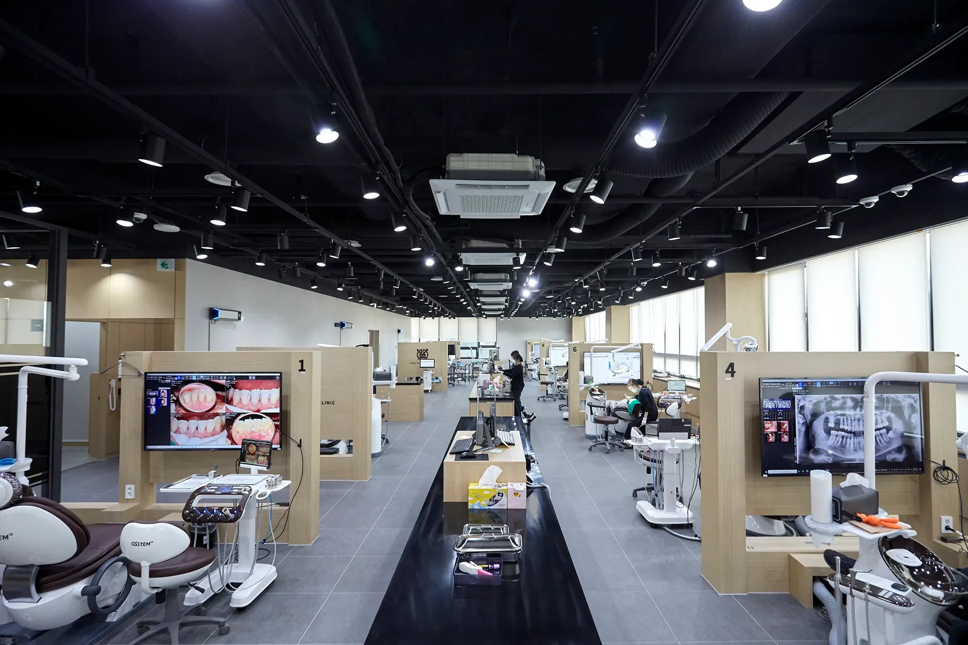 400평 규모 종합 치과, 아산치과 서울디비치과