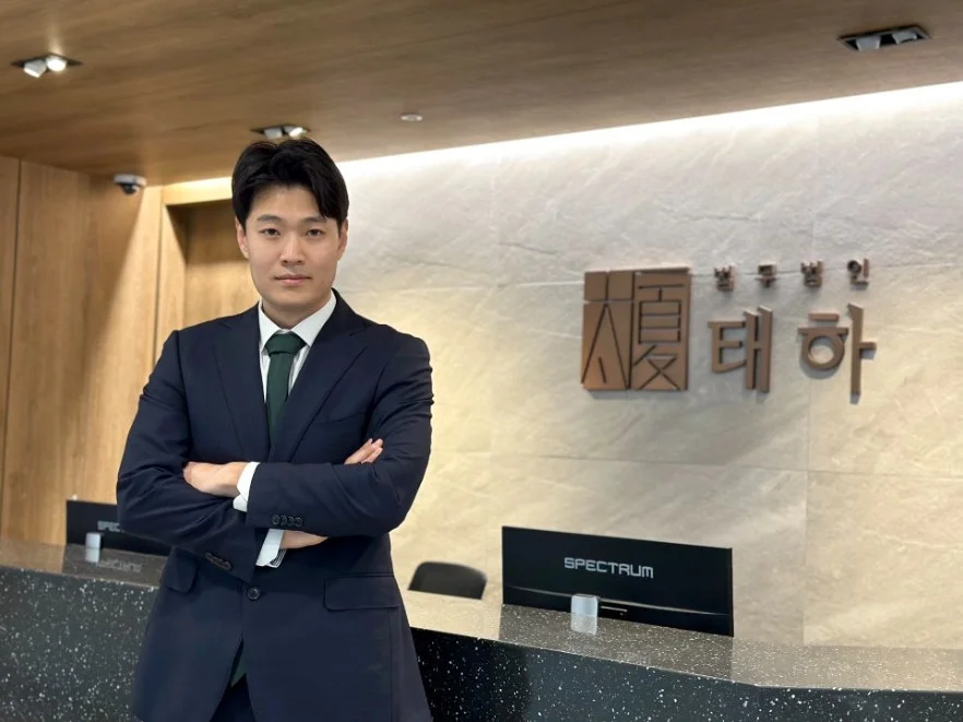 수원변호사선임, 수원변호사상담, 수원법률상담, 변호사선임방법, 변호사선임팁, 사건대응전략, 법률상담가이드, 형사사건대응, 민사소송준비, 변호사선택기준