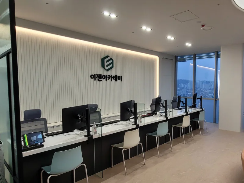 인천웹디자인-UI디자인-마케팅-UX기획-안산웹디자인-구월-한양대에리카캠퍼스-국비지원-국민취업지원제도-국민내일배움카드