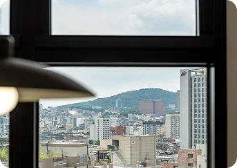 에피소드 컨비니 신당, 남산을 바라본 풍경