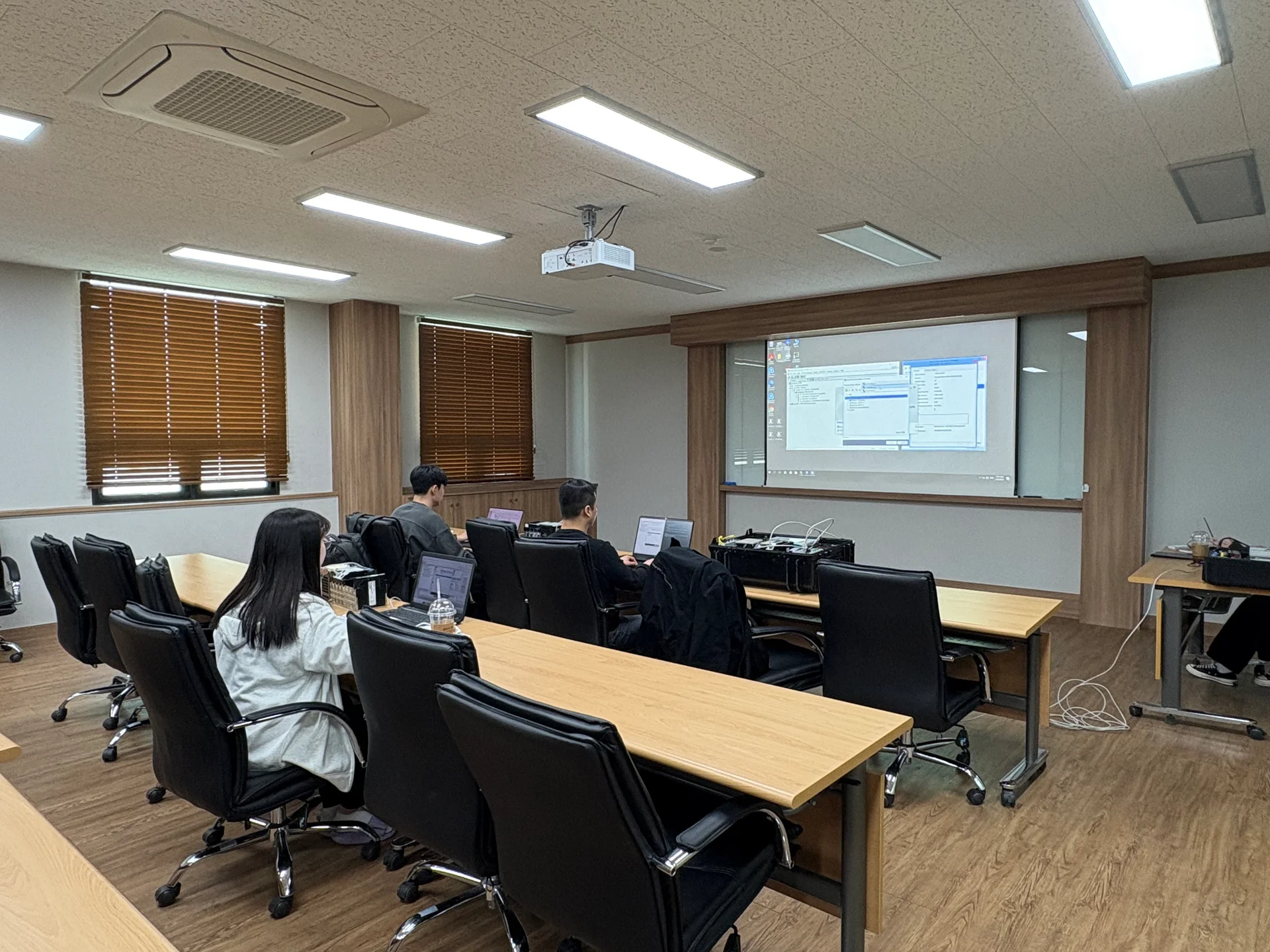 AB PLC 교육 실제 현장