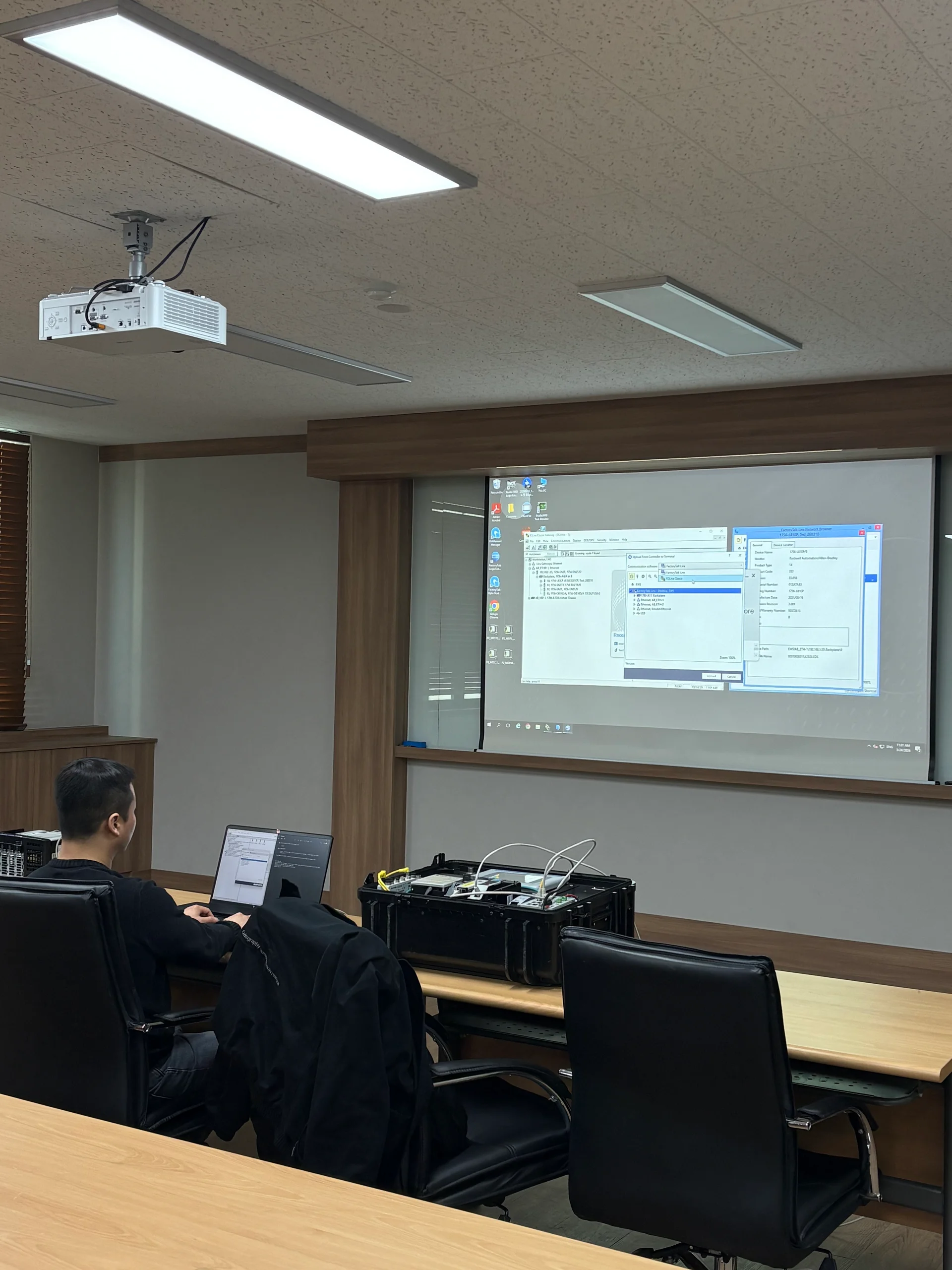 AB PLC 교육 실제 현장