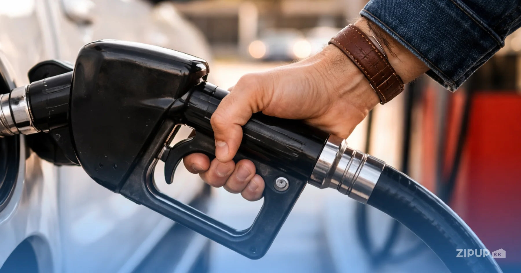 석유류 최고가격제 시행으로 휘발유 1,934원, 경유 1,923원, 등유 1,530원 등 유가 상승 흐름과 국제유가 변동에 따른 주유비 인상