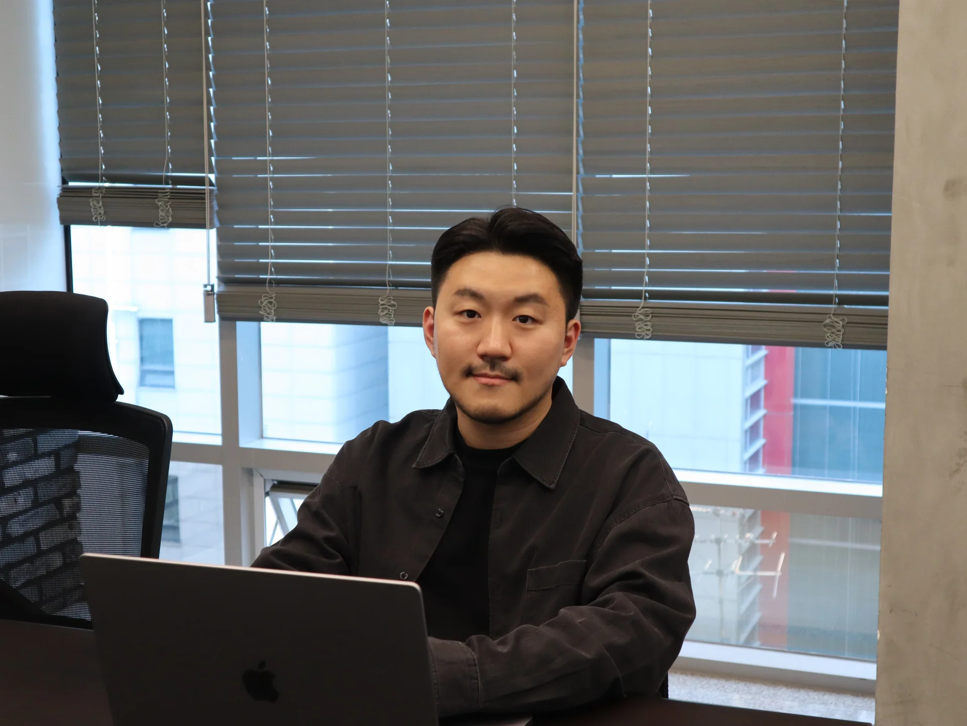 ESG 리포트에 대한 데이터팀의 인터뷰 모습