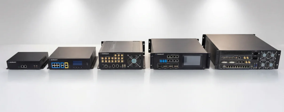 	LED 전광판 컨트롤러(비디오 프로세서) 등급별 라인업 – Colorlight 기본형 X4s부터 8K 미디어 서버 CS20-8K Pro까지 운영 시나리오에 따라 전광판 가격에 수백만~수천만 원 차이를 만드는 제어 시스템