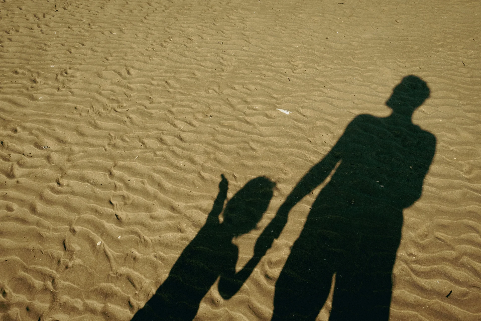 아이의 미래를 걱정하며 의지해주는 모습