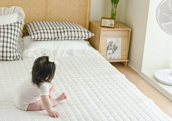 포몽드 인견 쿨매트 제품 사진입니다.