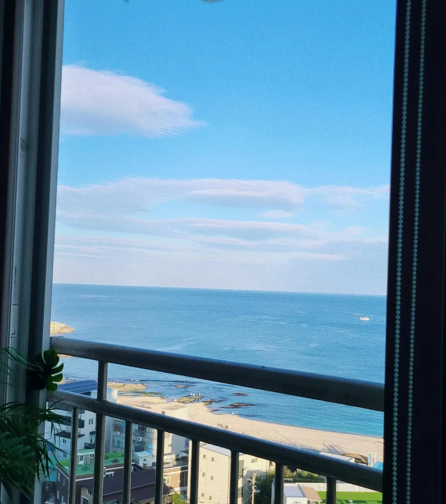 © 이미지 출처 : [강원도 고성 ] Rooms by the sea_청간오션뷰 하우스 (집 번호 : 8023)