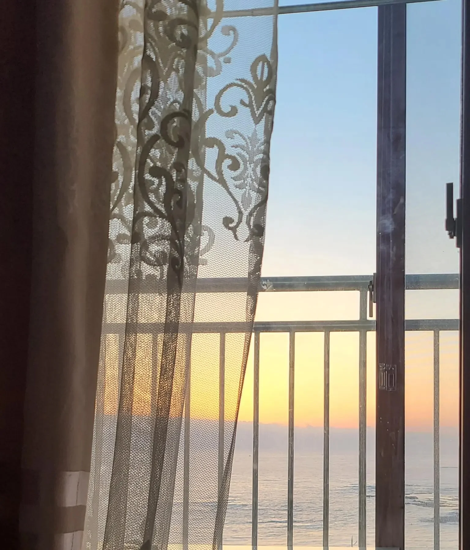 © 이미지 출처 : [강원도 고성 ] Rooms by the sea_청간오션뷰 하우스 (집 번호 : 8023)