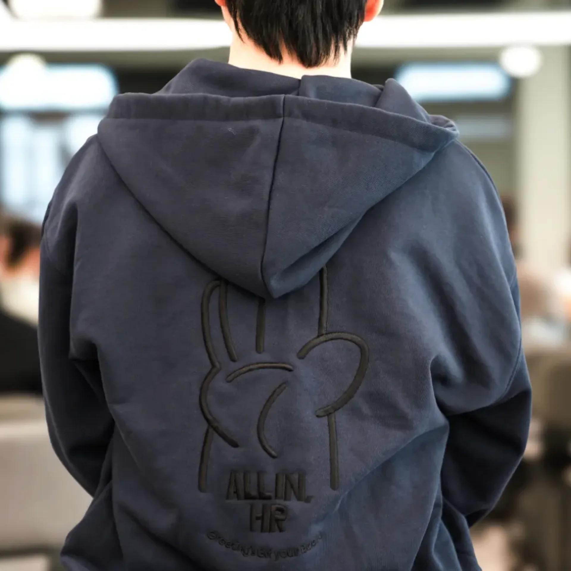 회사 워크샵 단체 후드집업 자수 제작 사례