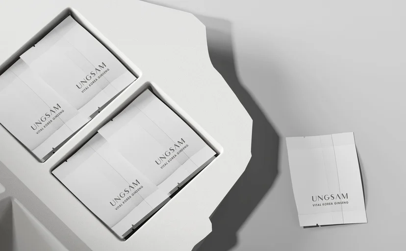 리스튜디오가 제작한 페이퍼몰드  소재 UNGSAM(웅삼) VITAL GINSENG PACKAGING(바이탈 인삼 패키지)