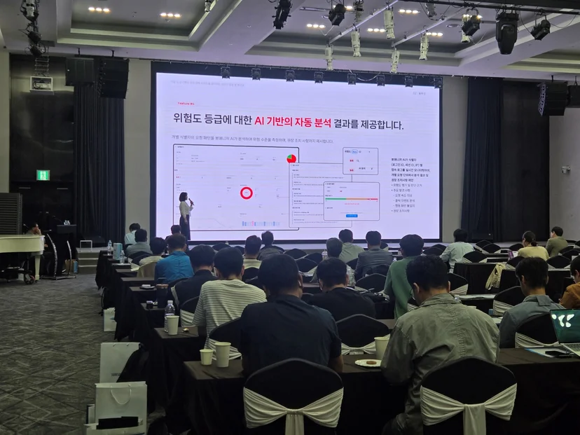 AI 분석 및 추천을 포함한 봇매니저의 새로운 기능을 함께 전달했습니다.