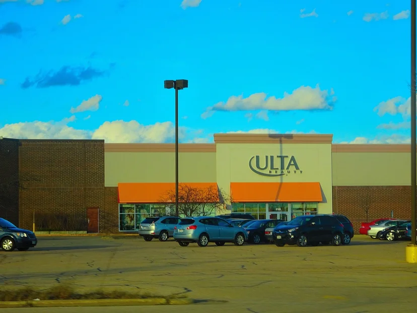 05_beauty_specialty_Ulta_4x3