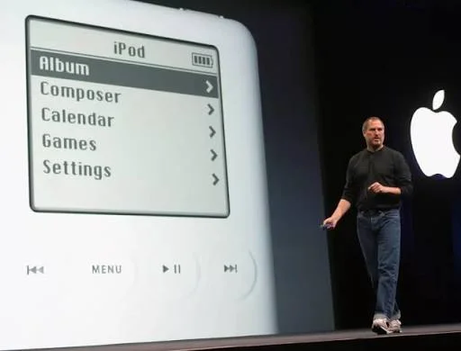 apple-steve-jobs-ipod