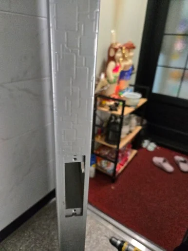 장기동 라오나크 LX100C 지문인식 도어락 교체 과정 현장 사진 7
