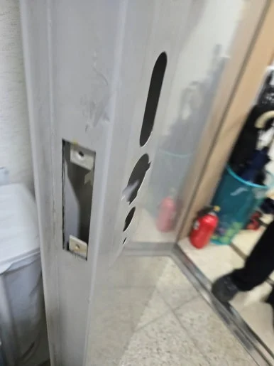 마두동 철문 디지털도어락 교체, 마스터즈 8600FS 시공 현장 사진 9