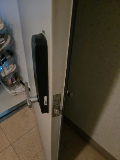 풍산동 마스터즈 8600FS 푸시풀 번호키 설치 과정 현장 사진 6