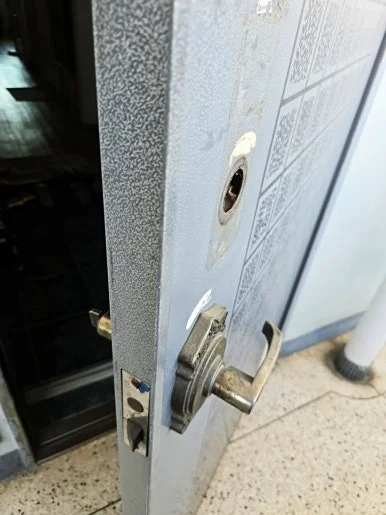 장항동 열쇠, 유니코 T150 터치 도어락 교체 현장 사진 9
