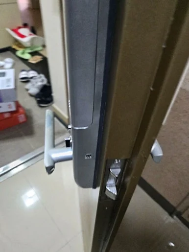 대장동 열쇠, 고장 난 번호키 라오나크 HA100C 교체 현장 사진 2