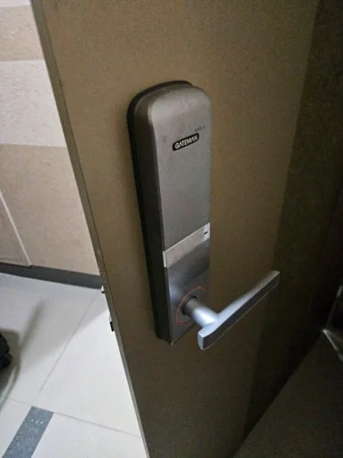 대장동 열쇠, 고장 난 번호키 라오나크 HA100C 교체 현장 사진 4
