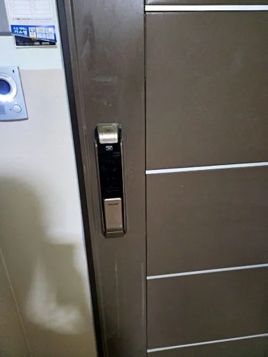 덕양구 열쇠, 밀레 현관 번호키 설치와 보안 점검 현장 사진 3
