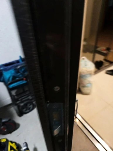 신촌동 열쇠, 번호키 고장 점검 후 현관 도어락 교체 현장 사진 5
