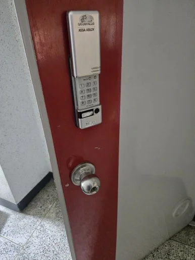 지축동 열쇠, 삼송동 현관 번호키 설치 현장 사진 1