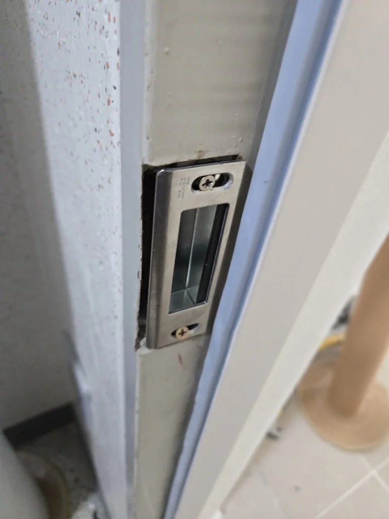 현천동 열쇠, 토당동 현관 도어락 교체·설치 현장 사진 6