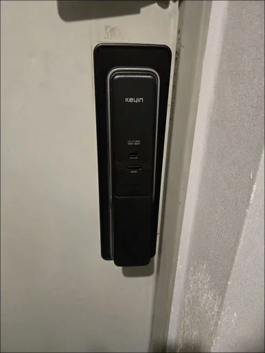 마산동 열쇠, 김포 현관 도어락 설치와 번호키 점검 현장 사진 8