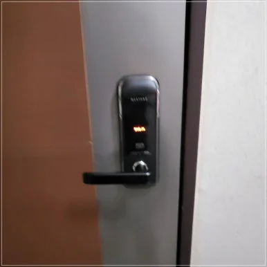 새 번호키 외측 본체 설치