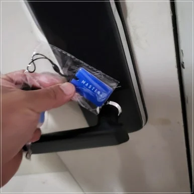 현관문 자동 잠금 작동 확인