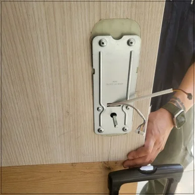 김포 사우동 열쇠 현관 도어락 교체 현장 사진 9