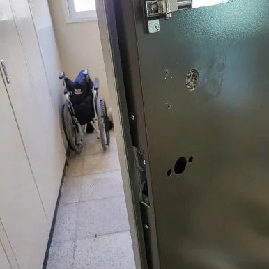 새 도어락 설치 현장