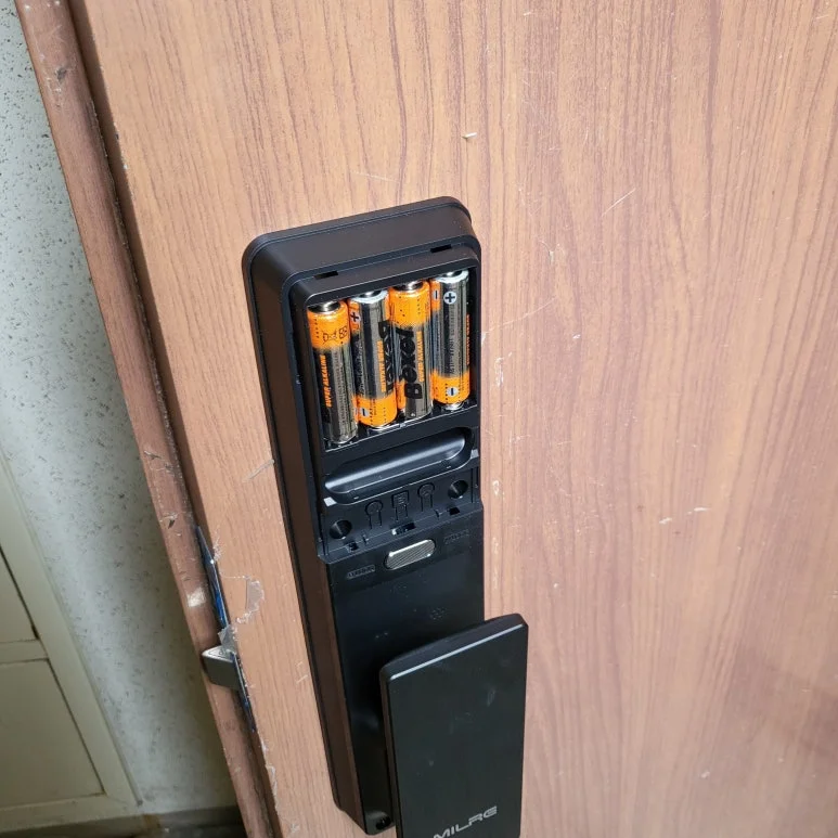 김포 양촌읍 열쇠 자가설치 도어락 고장, 푸시풀 번호키 교체 본체 조립