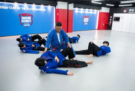 무도 실습에 참여하는 모습
