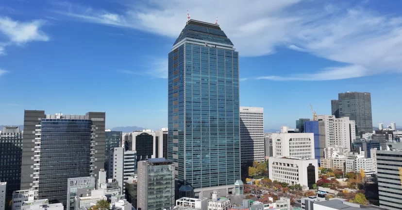 강남파이낸스센터 GFC와 테헤란로 일대 전경