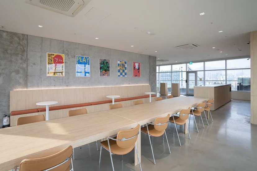 Shared lounge at Mangrove Sinseol