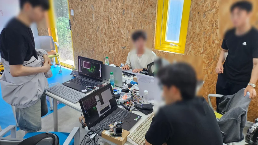 강원대학교 K-4INT 창의융합 메이커 캠프 현장 사진 24