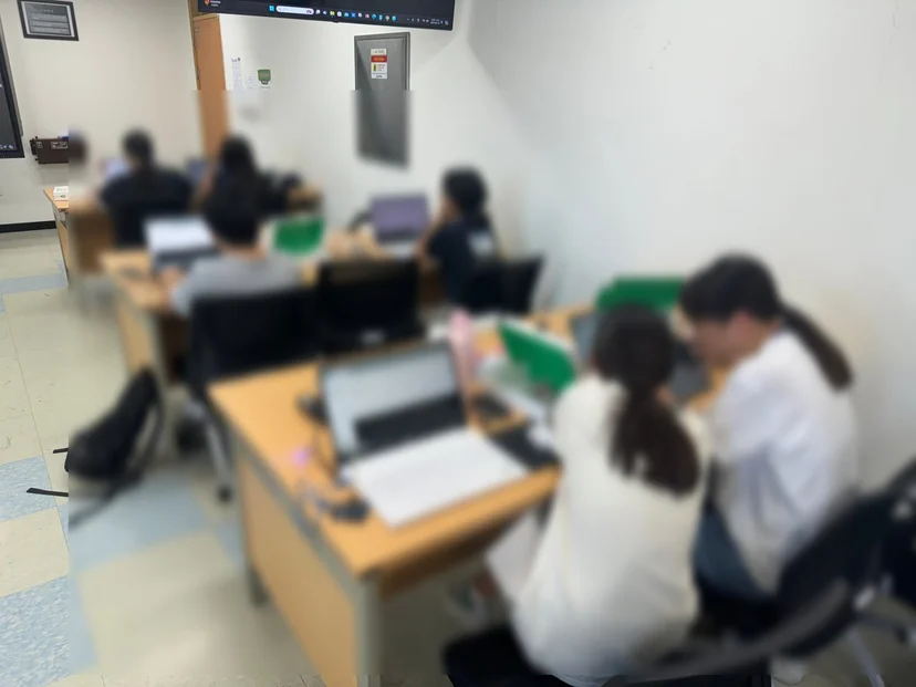 부경대학교 부산로봇경진대회 메이커톤 현장 사진 7