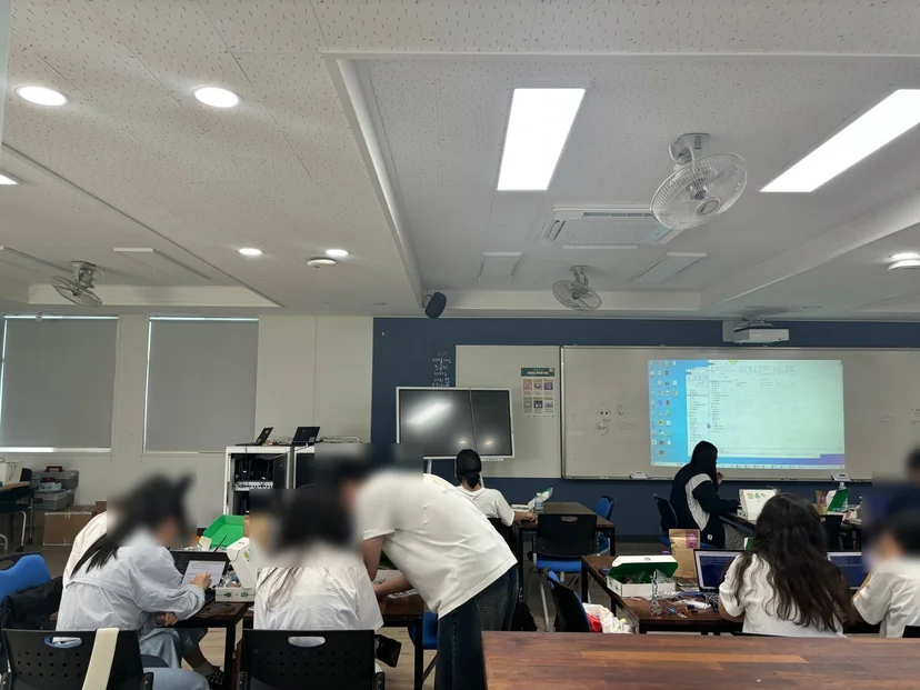 서귀포여자고등학교 AIoT 스마트팜 캠프 현장 사진 5
